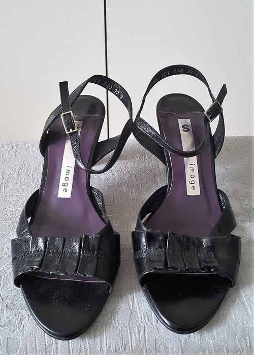Buty skórzane image, czarne sandałki na obcasie, rozmiar 36-37