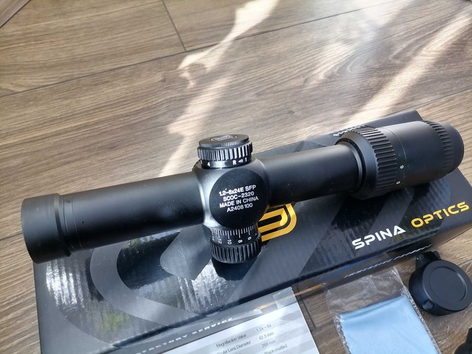 Новий приціл мінік Spina Optics LPVO 1.2-6x24IR 1/2 Mil-Dot. Загонник.