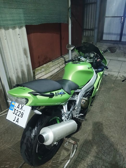 Продам  Кавасаки  Zx 6R