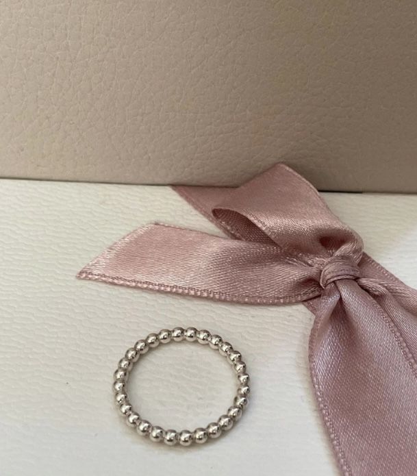 Pandora 50 pierscionek kuleczki kulki