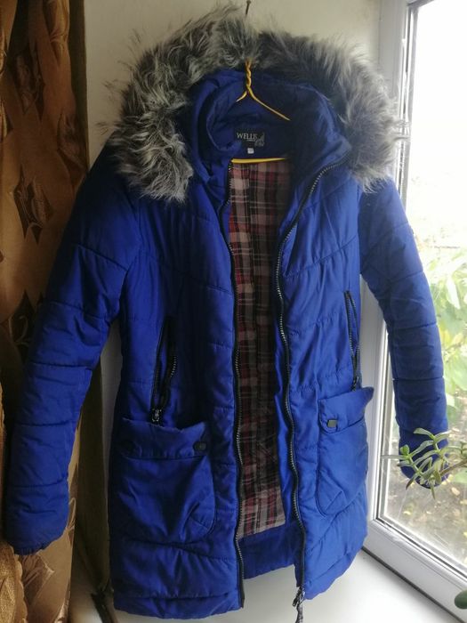 Жіноча зимова куртка