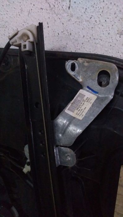 Elevador Frente Esq Ford Fiesta V (Jh_, Jd_)