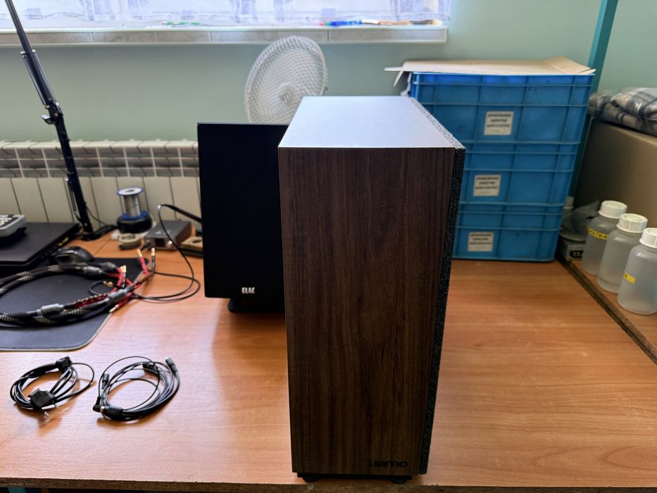 Subwoofer aktywny Jamo S808 Orzech