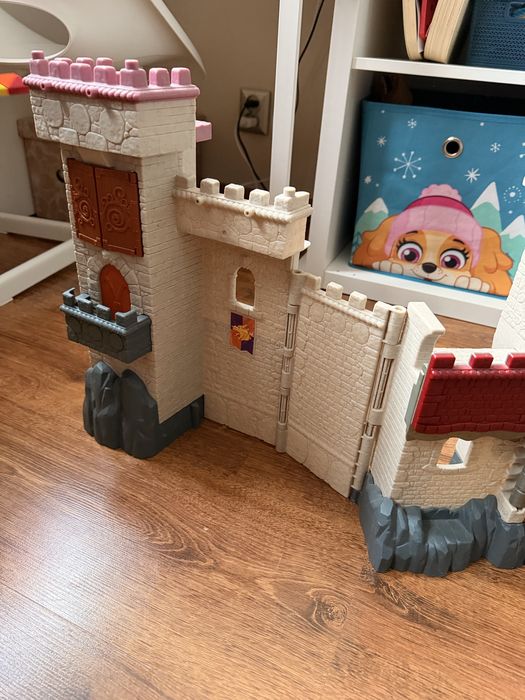 Zamek warowny Fisher Price