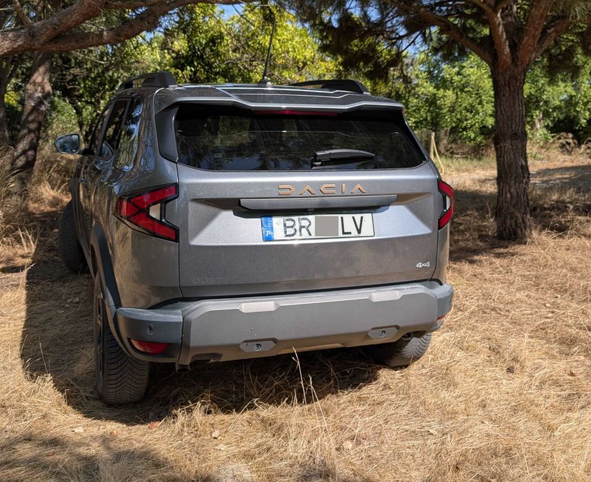 Vende-se Dacia Duster 4x4 Extreme Mild-Hybrid — Com Garantia até 2028