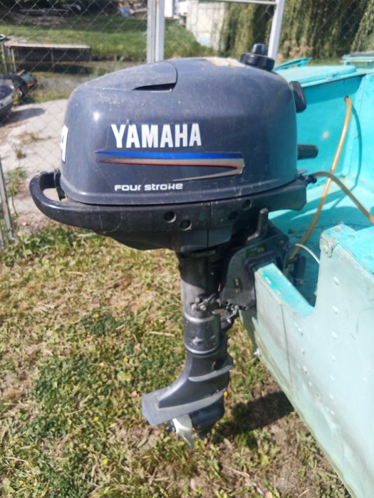 Двигун для човна Ямаха 4 / Yamaha 4 / Лодочный мотор