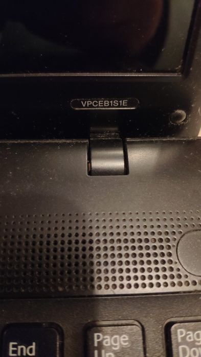 Portátil Sony Vaio PCG-71211M