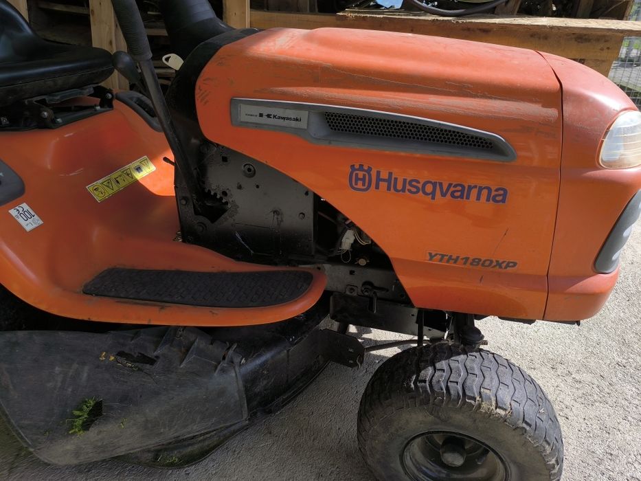 Trator relva Husqvarna