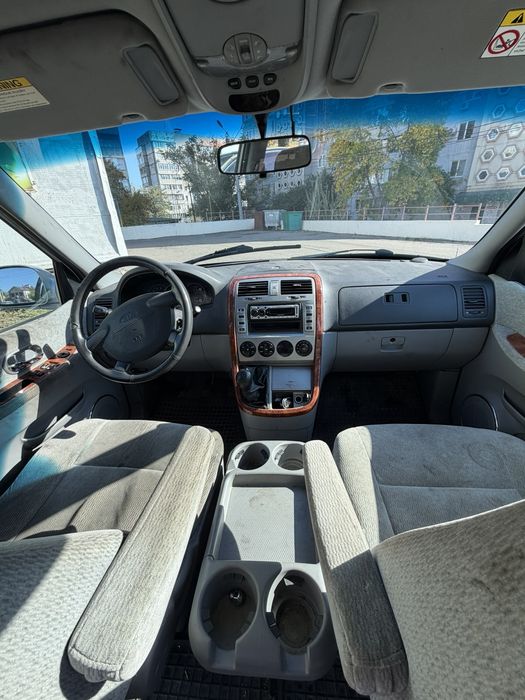 Kia Carnival 2005
