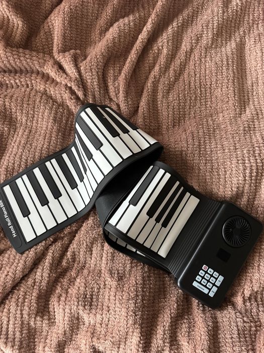 Rolled up piano - zwijany keyboard