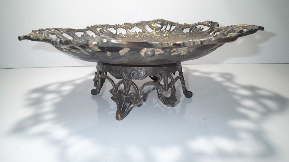 Arte Nova, Fruteira em Bronze