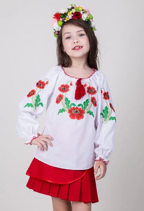 Гарна сорочка вишиванка дитяча на 7-9р.