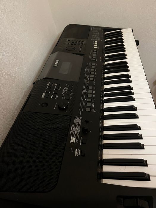 Vendo piano yamanha