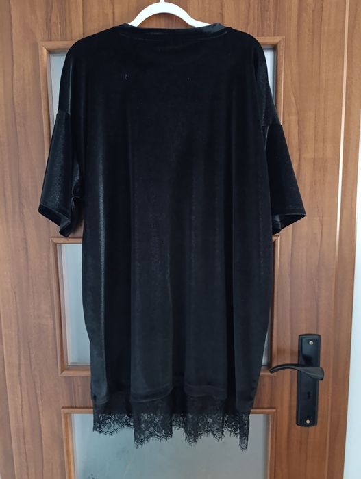 Sukienka aksamitna t-shirtowa oversize Asos rozmiar 44/46