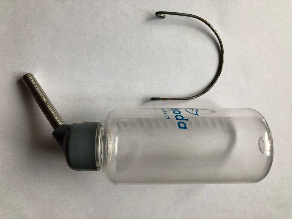 Поїлка для тварин (гризунів) в хорошому стані