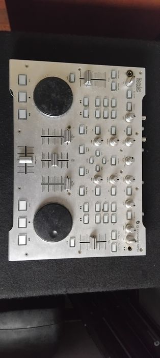 Controladora DJ Hercules DJ Control RMX - Chassi de Metal (Impecável)