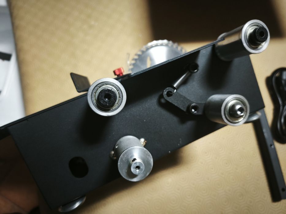 Mini serra mesa 3 em 1