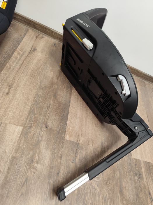 Fotelik Maxi Cosi 0-15 M z bazą MC PearlPro2  oraz FamilyFix2