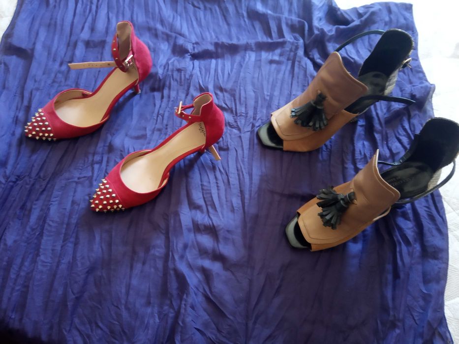 Conjunto de 2 pares de sapatos de coleccoes limitadas