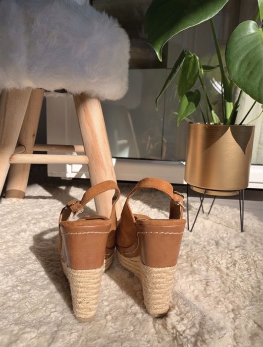 Buty sandały na koturnie Jennifer&Jennifer