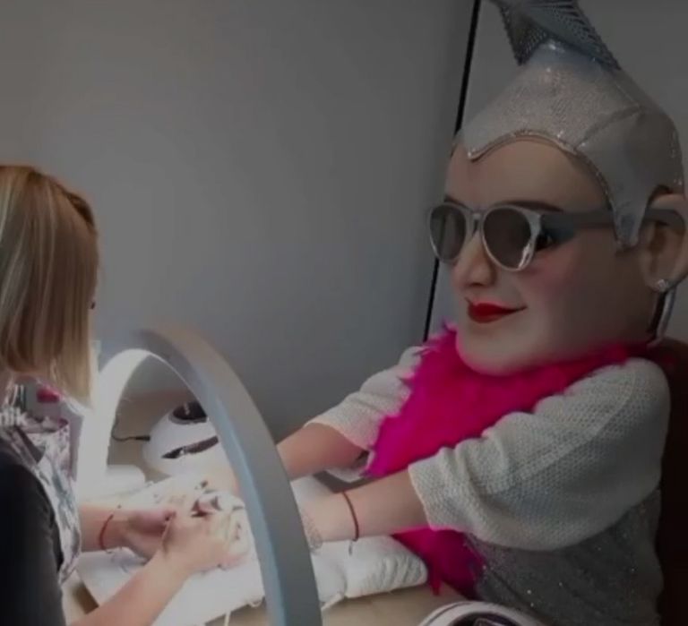 Маска Верка Сердючка для аниматора на заказ.