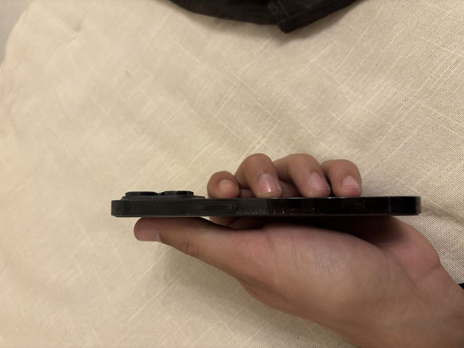 iPhone 14 Pro  .
