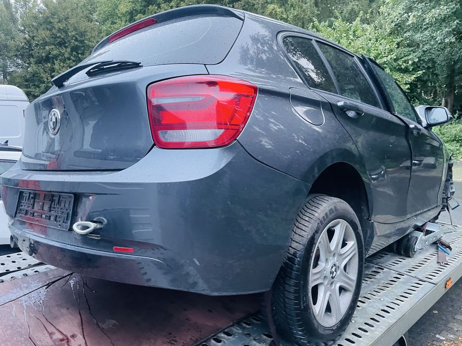 Bmw F20 120d  automat auto na cześci 2011r