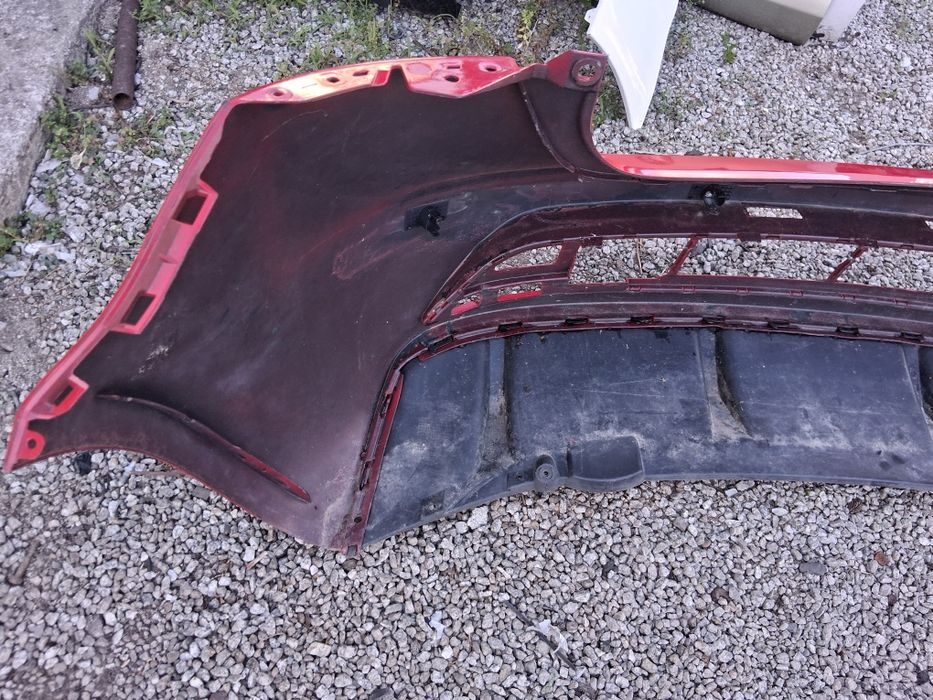 Para-choques Seat IBiza FR ano 2010 a 2014 modelo 5 portas usado com danos