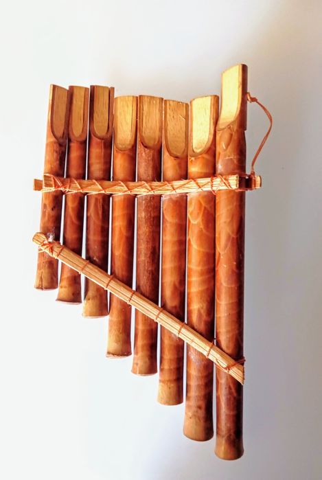 Flautas artesanais de bambú.