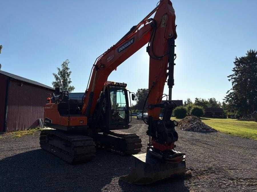 Продам екскаватор Doosan DX 140LC-5 з Німеччини