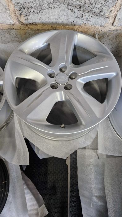 Felgi Range Rover Velar 19" Nowe + Czujniki 8,5X19 ET45