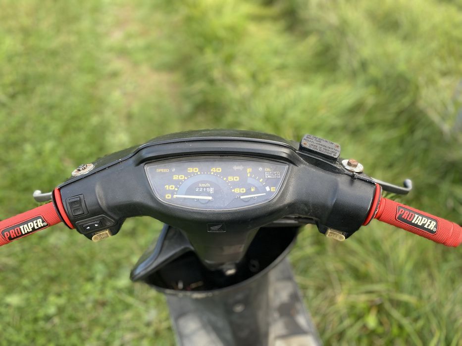 Продам хонду діо 28