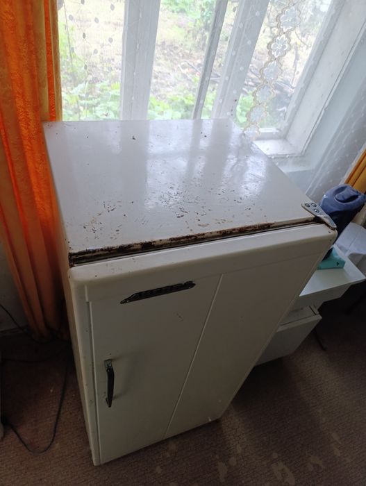 Холодильник днепр 2