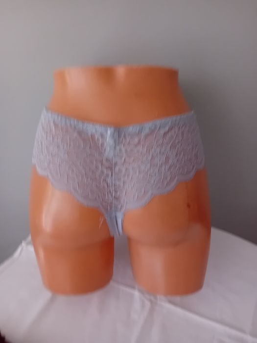 Stringi damskie  typu brazilian