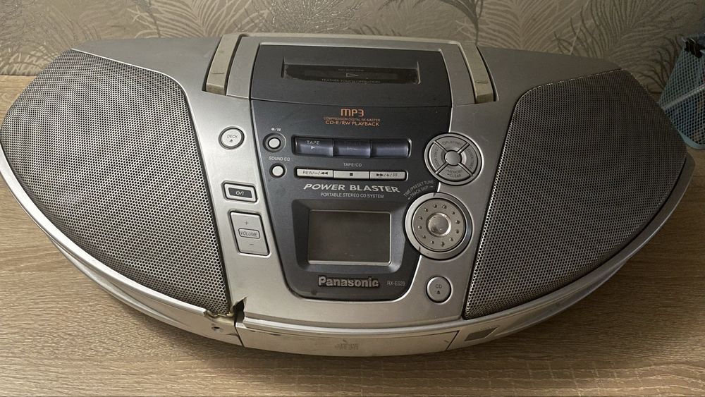 Магнітофон Panasonic