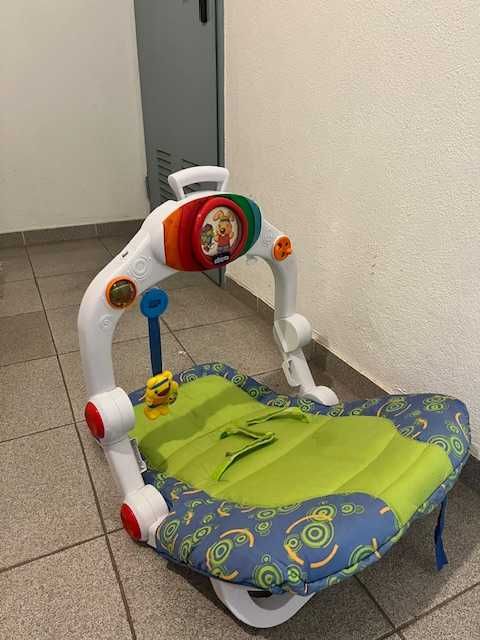 Brinquedo/ Espreguiçadeira bebé- Chicco