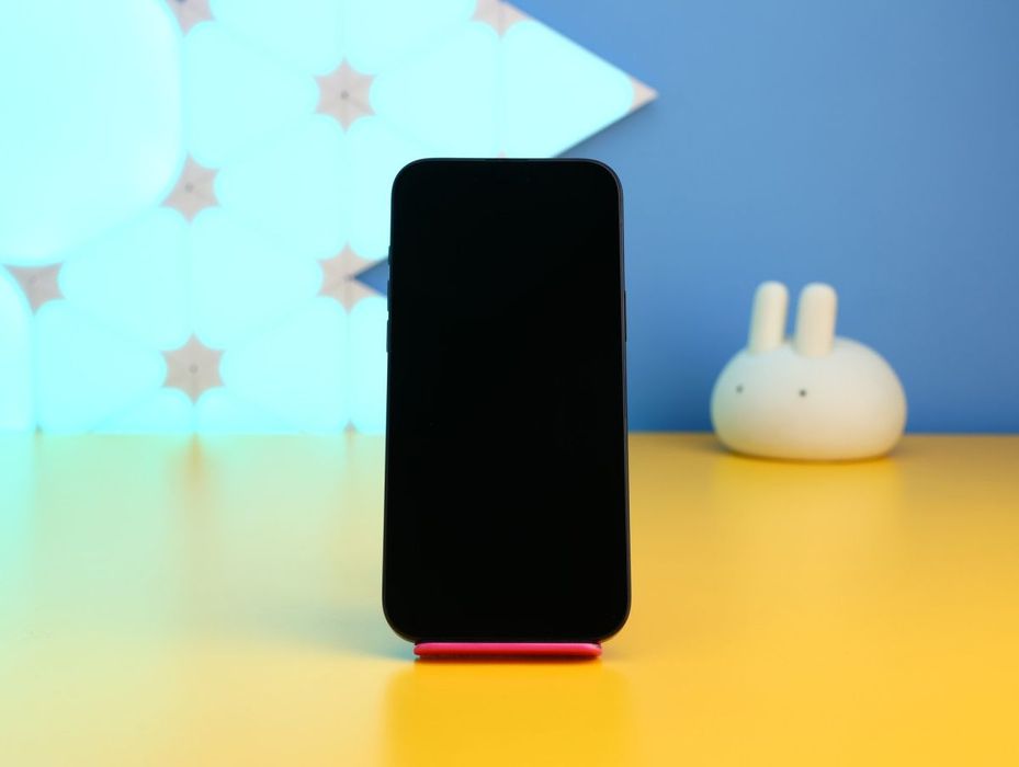 Смартфон Apple iPhone 16 Pro Max 256GB Black (177532) Б/У З ГАРАНТІЄЮ