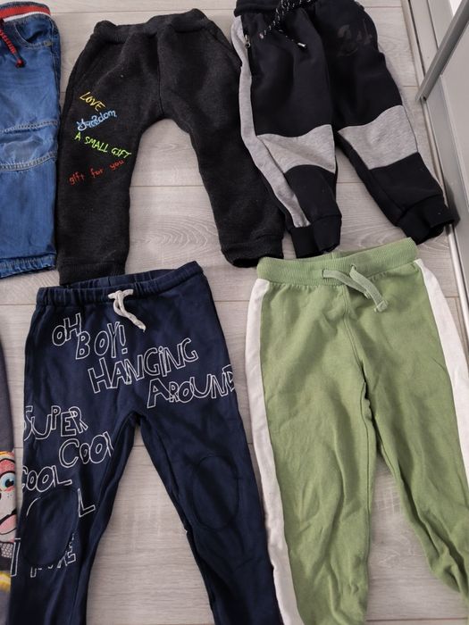 Штани спортивні джинси на хлопчика 98