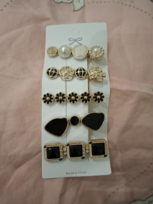 Conjunto de 5 ganchos dourados e pretos novos