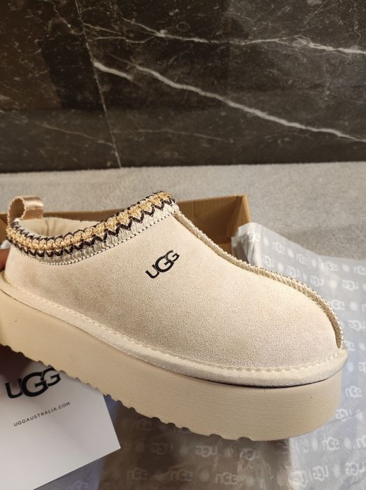 UGG tazz ll femenino