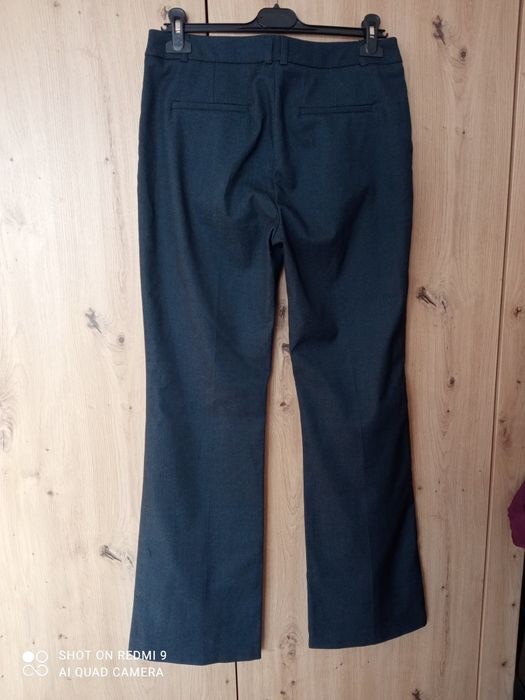 Damskie spodnie dzwony szwedy