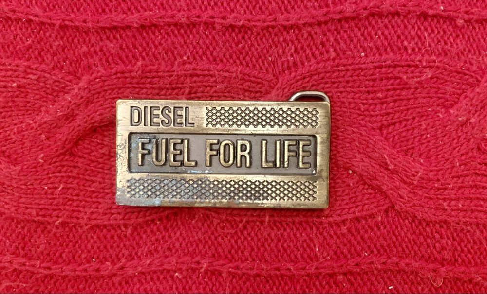 Пряжка Diesel