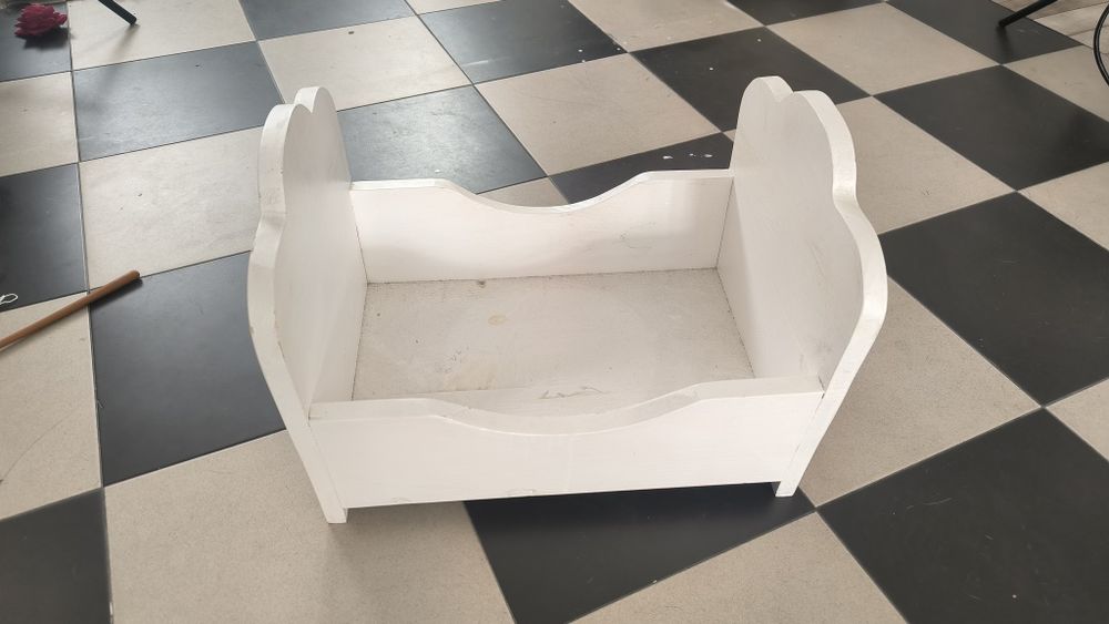 Props newborn - cama madeira branca