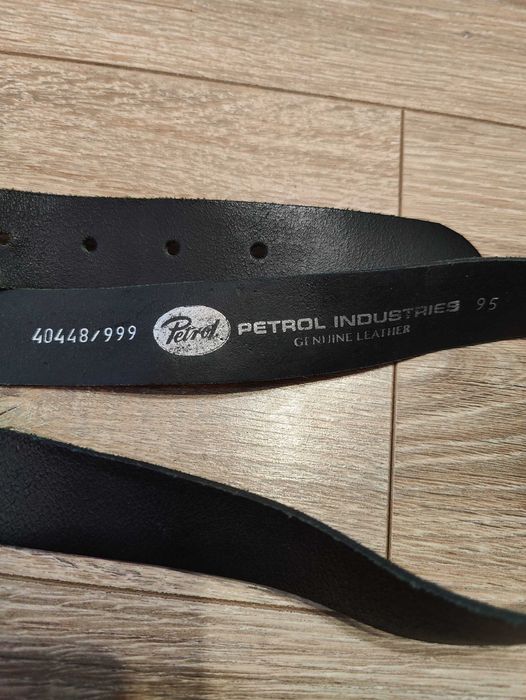 Продам шкіряний ремінь Petrol ind. Motor oil