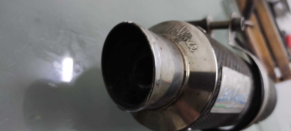 Escape PCX Leovince GP corsa