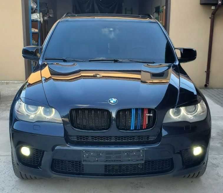 Накладки на зеркала bmw e70 e71 x5 x6 чёрный глянец (Комплект)