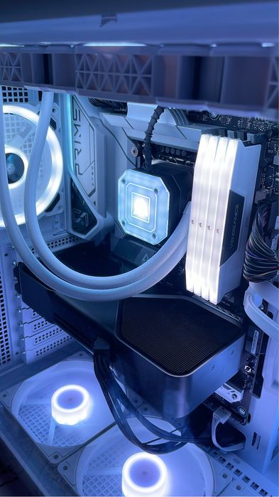 PC Gamer Top i9 14900KF 64Gb 2Tb