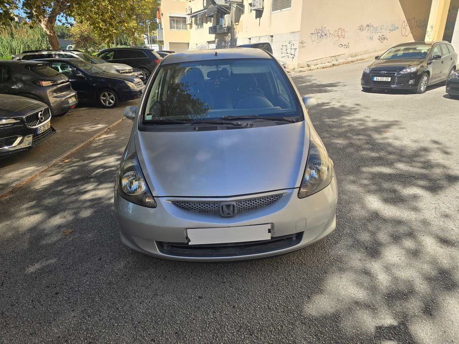 Honda Jazz 1.2 I Dsi 2005 — photo 2