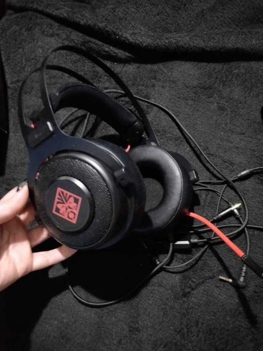 Headphones Omen 800