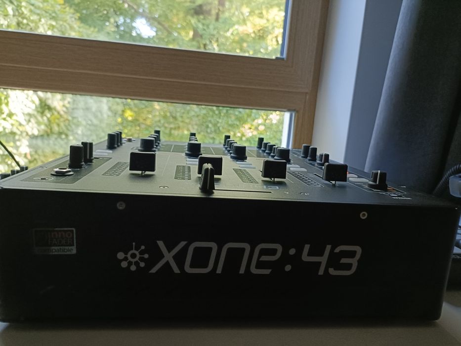 Mikser Allen & Heath Xone:43